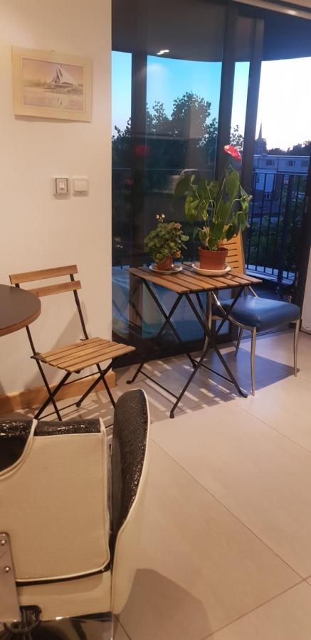 Jadwin Beautiful Room Share Toilet 2 People ロンドン エクステリア 写真
